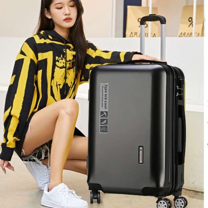 旅行バッグ  軽量ハードシェルスーツケース