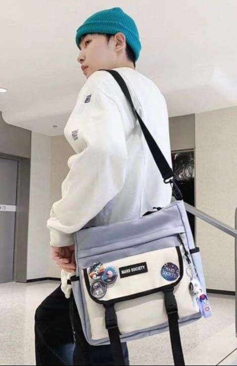 旅行バッグ 宇宙飛行士ワッペン付きメッセンジャーバッグ