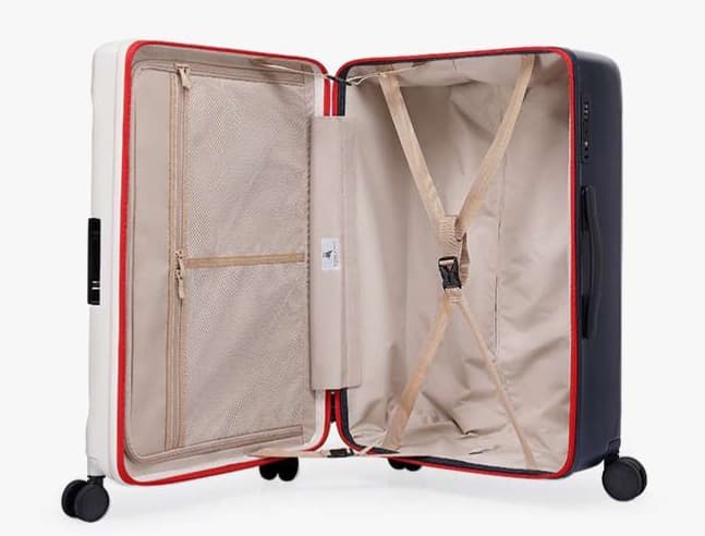 旅行バッグ 機能性抜群の次世代スーツケース