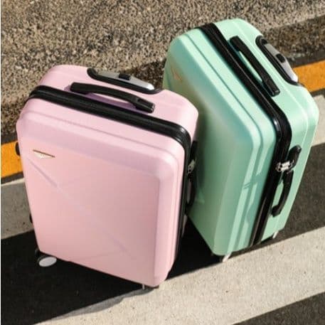 旅行バッグ 立体模様四輪キャリーケーススタイリッシュ旅行バッグ