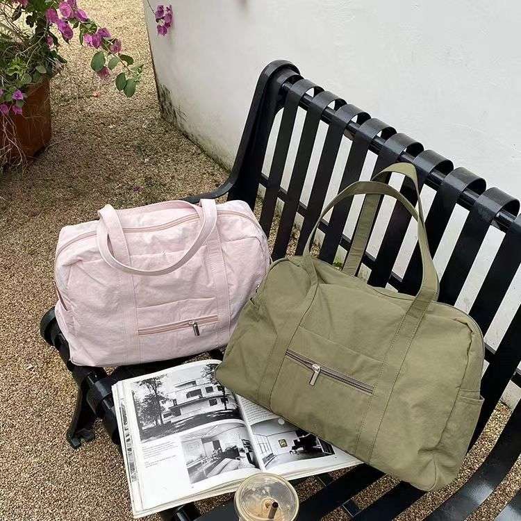 旅行バッグ シンプル軽量トラベルトート