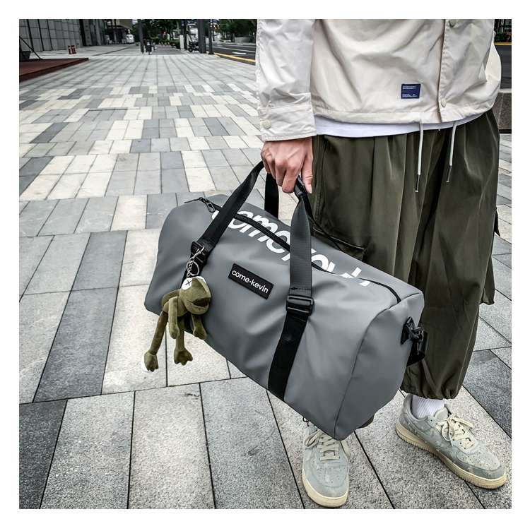 旅行バッグ 都会的旅人のカエル付きダッフルバッグ