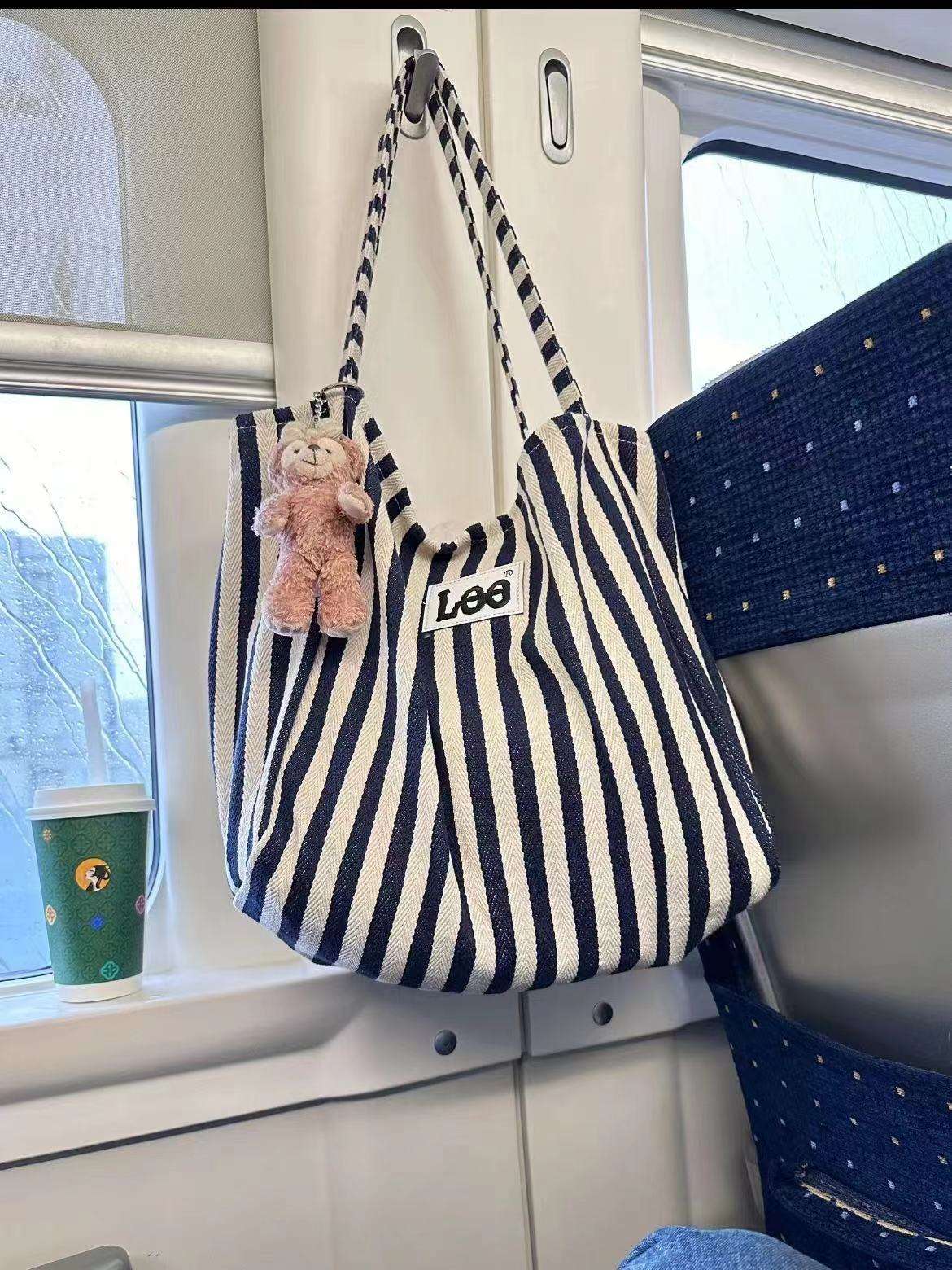 旅行バッグ 小動物たちのお出かけバッグ