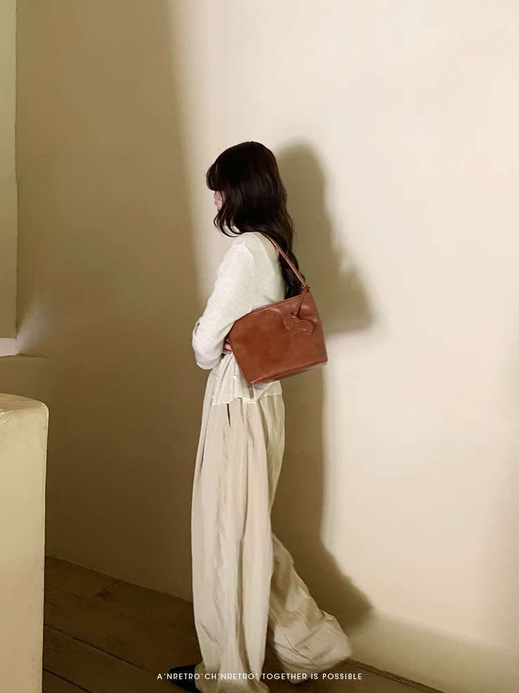 旅行バッグ リボンモチーフ付きシンプルトート