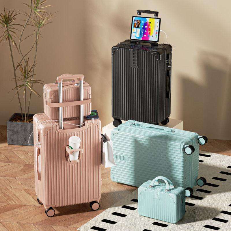 スマート機能搭載 高級感溢れる旅行バッグ
