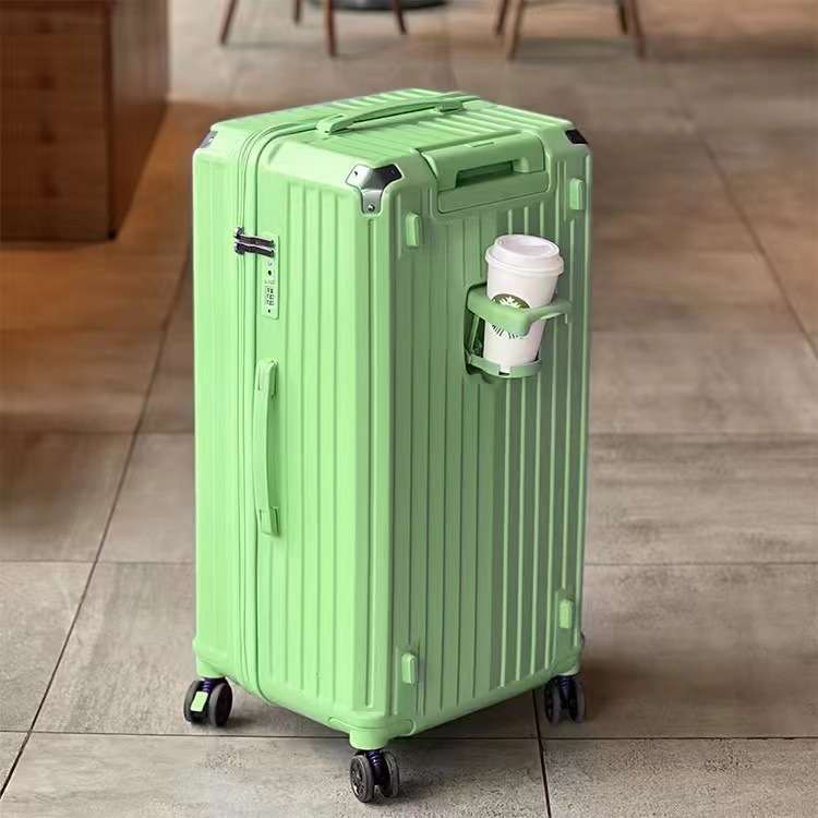 旅行バッグ 高級感漂う頑丈スーツケース