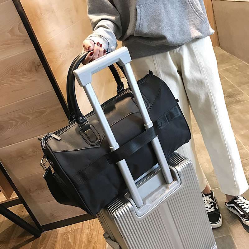 旅行バッグ 軽量スタイリッシュトラベルバッグ