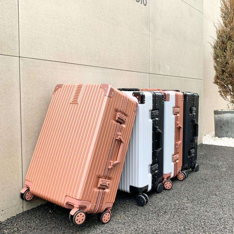 上質な硬質ケース旅行バッグ