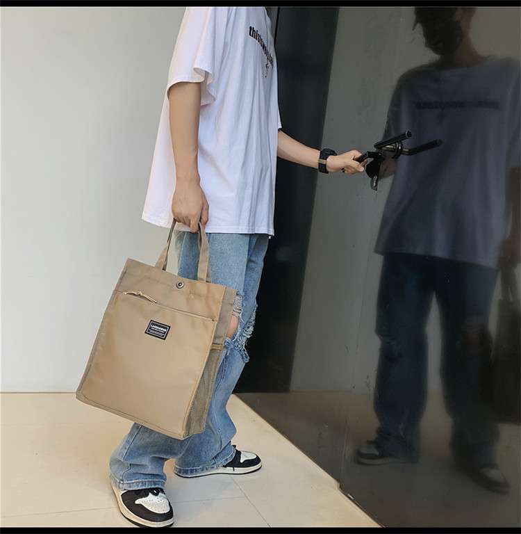 旅行バッグ 機能的な大容量トートバッグ