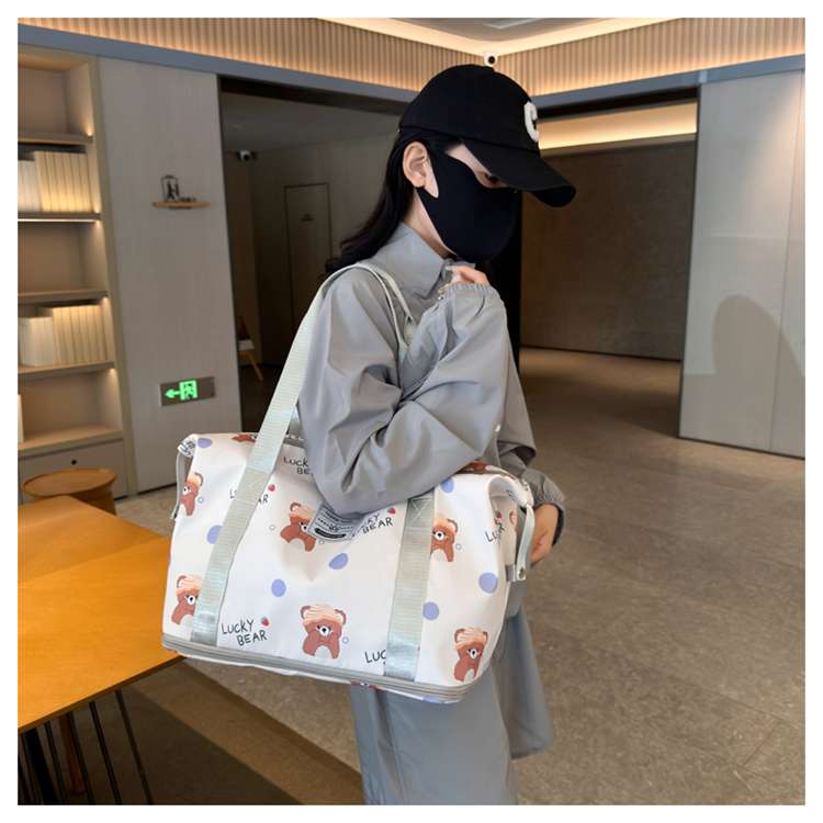 旅行バッグ くまさん柄旅行ボストンバッグ