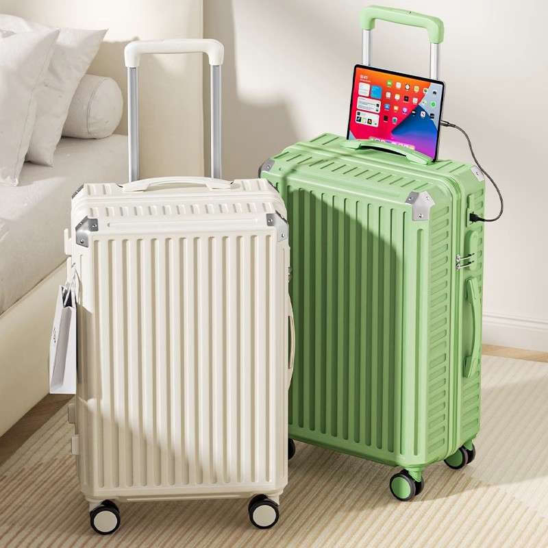 旅行バッグ スマート充電ポート付きキャリーケース