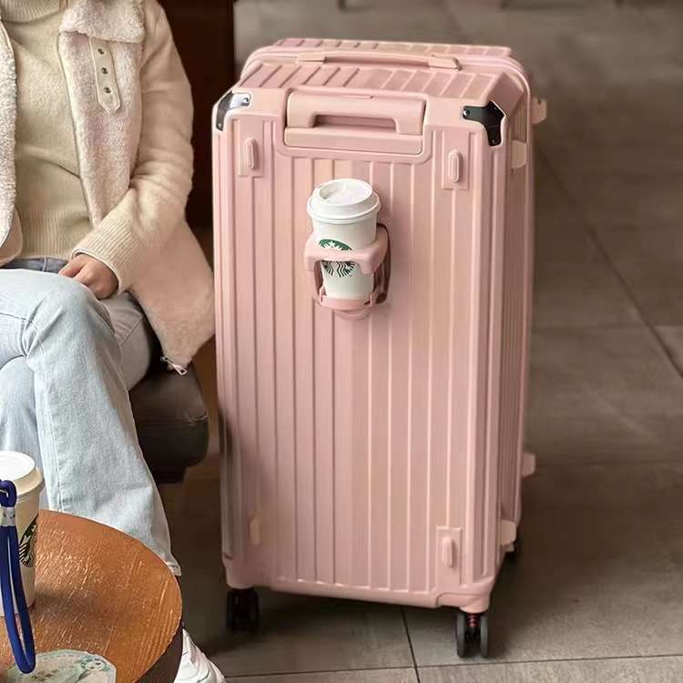 旅行バッグ 高級感漂う頑丈スーツケース